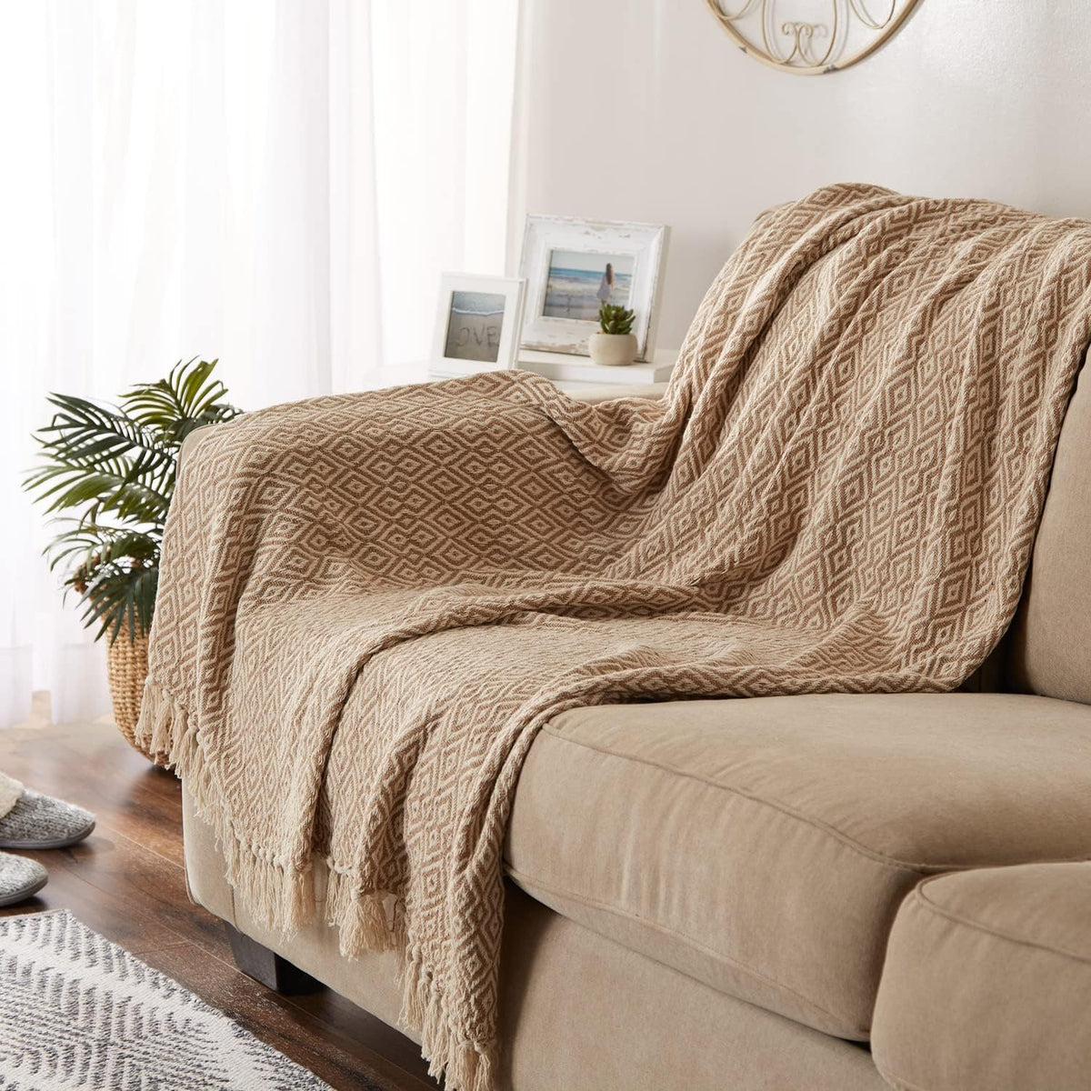 Neat Valley Cotton Diamond Fringe Throw additional product photo